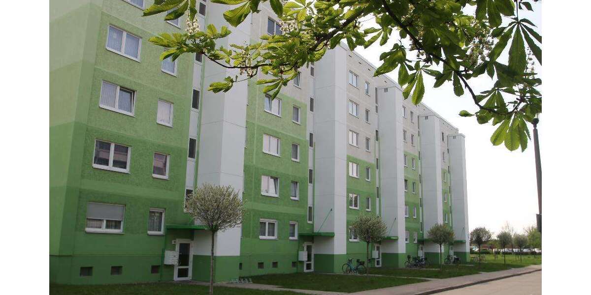 Etagenwohnung Bernburg Roschwitz - 2 Zimmer, 57 m&sup2;, 398&euro; | Angebot:26786524