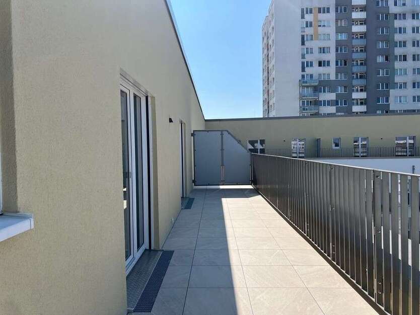 Wohnung zum Mieten in Berlin 1.311,48 € 72.86 m²