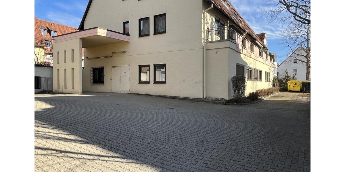 Multifunktionale Gewerbefläche zentral gelegen zimmer