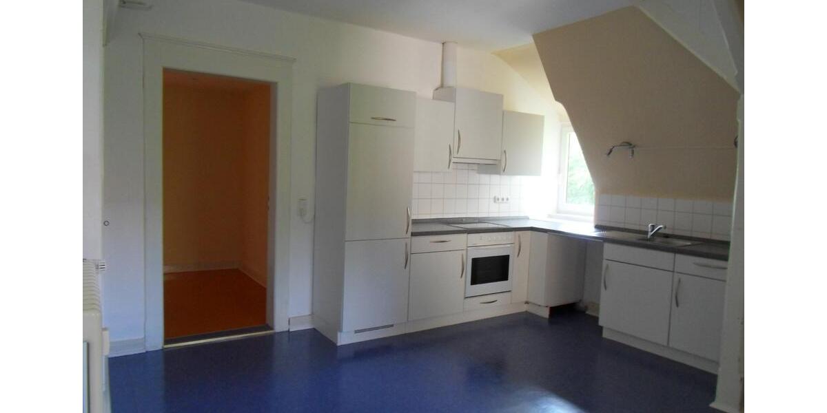 Etagenwohnung Bad Pyrmont - 3 Zimmer, 142 m&sup2;, 1.032&euro; | Angebot:23565405