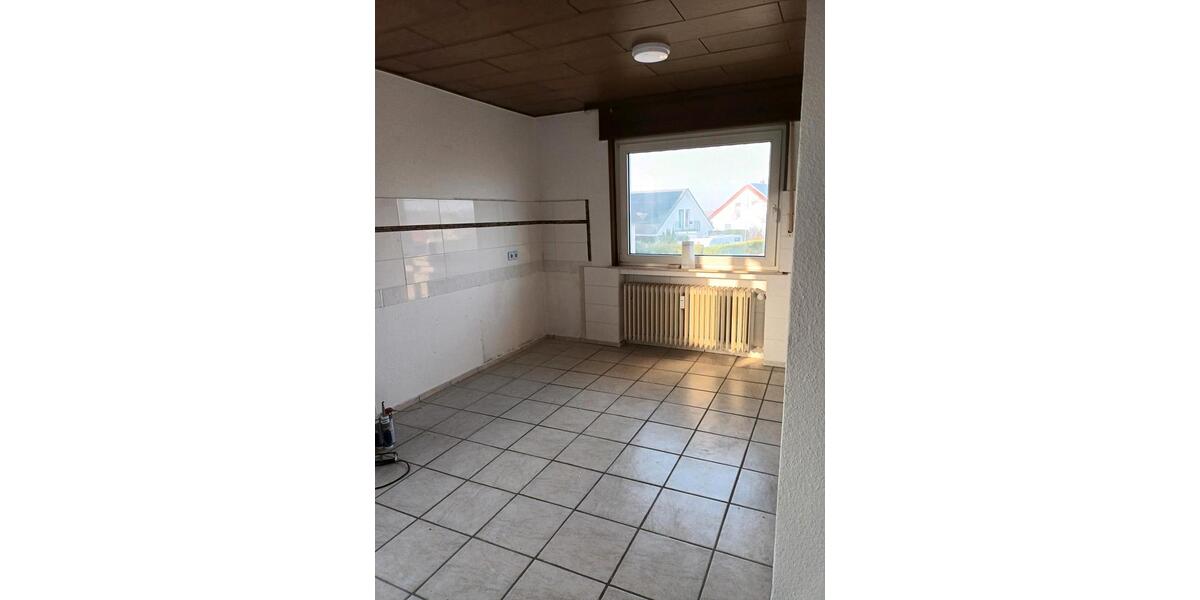 Etagenwohnung Ense - 3 Zimmer, 85 m&sup2;, 520&euro; | Angebot:25420396