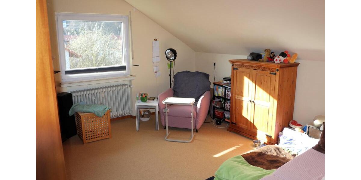 2-Zimmer-Dachgeschosswohnung in Marburg-Gisselberg 2 zimmer