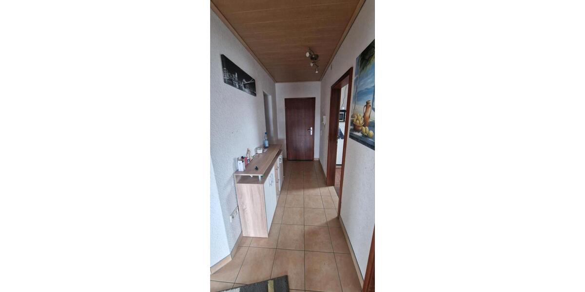 Dachgeschoßwohnung Bad Zwesten - 2.5 Zimmer, 65 m&sup2;, 360&euro; | Angebot:26479843