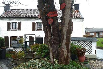 Haus Heinsberg - 4 Zimmer, 150 m&sup2;, 860&euro; | Angebot:27358560