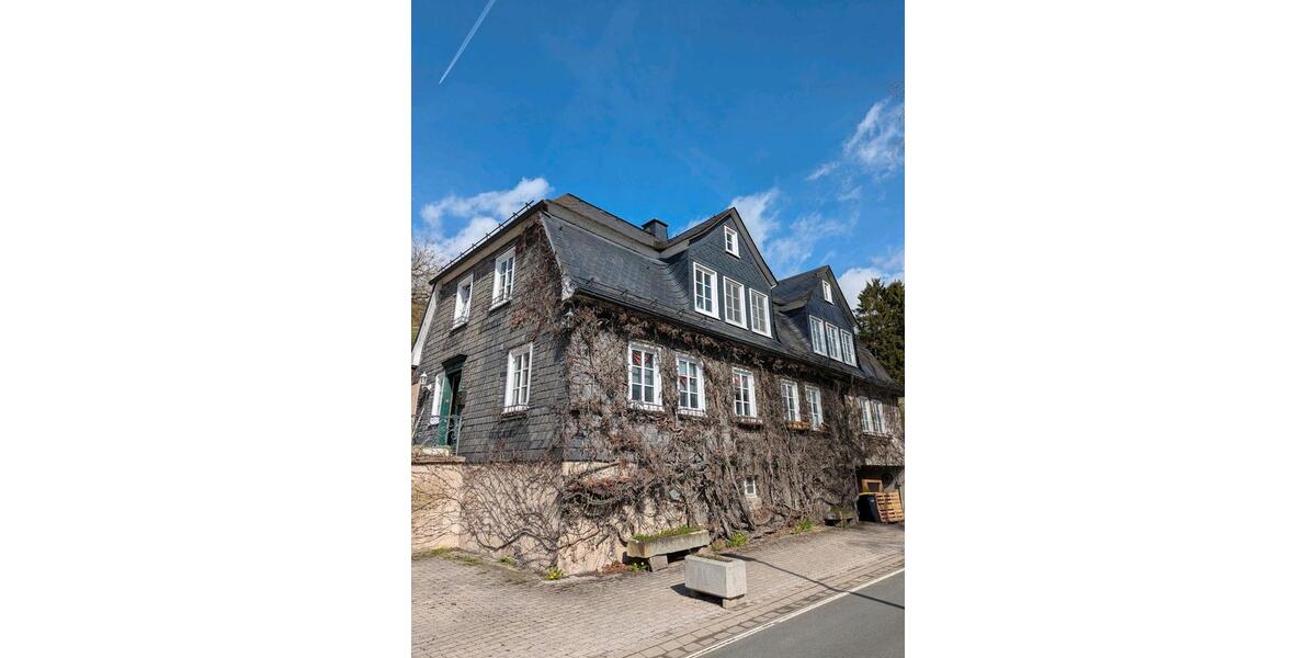 Etagenwohnung Schmallenberg - 3 Zimmer, 89 m&sup2;, 690&euro; | Angebot:26592536