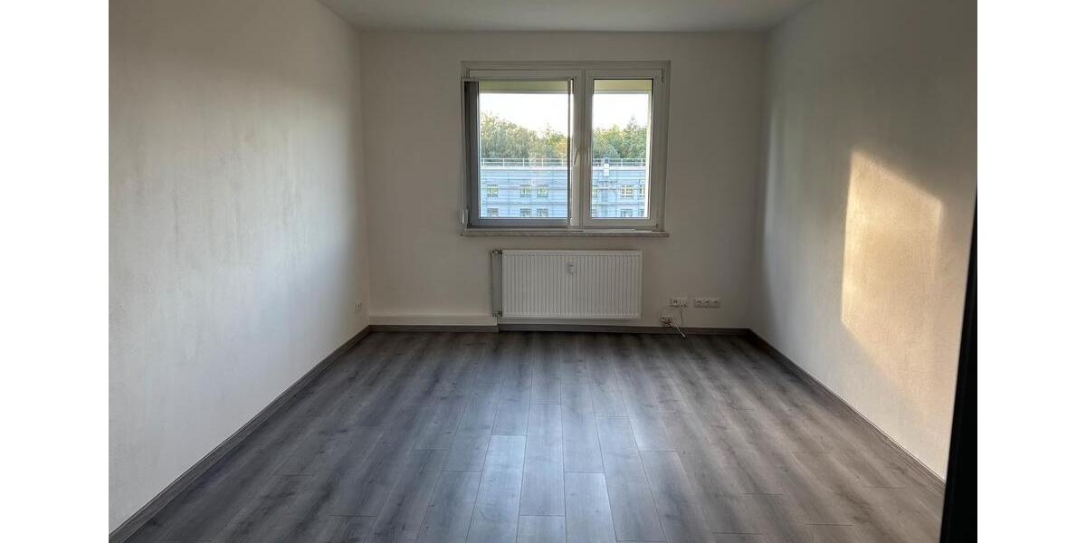 Etagenwohnung Lauta - 4 Zimmer, 67 m&sup2;, 600&euro; | Angebot:24982709