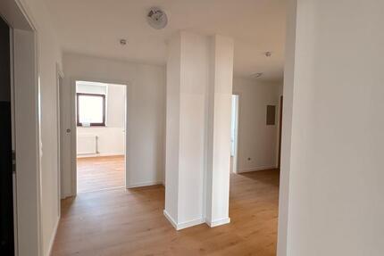 Wohnung Ansbach - 3 Zimmer, 90 m&sup2;, 1.300&euro; | Angebot:25843228