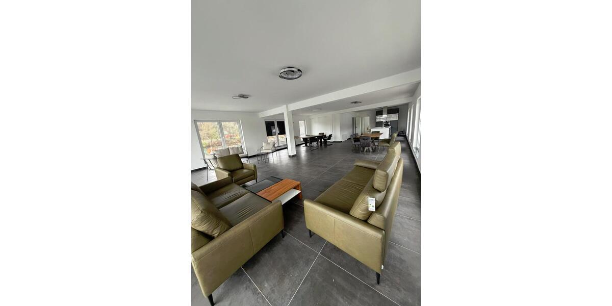 Einfamilienhaus Gummersbach Berstig Süd - 2 Zimmer, 200 m&sup2;, 1.720&euro; | Angebot:25646834