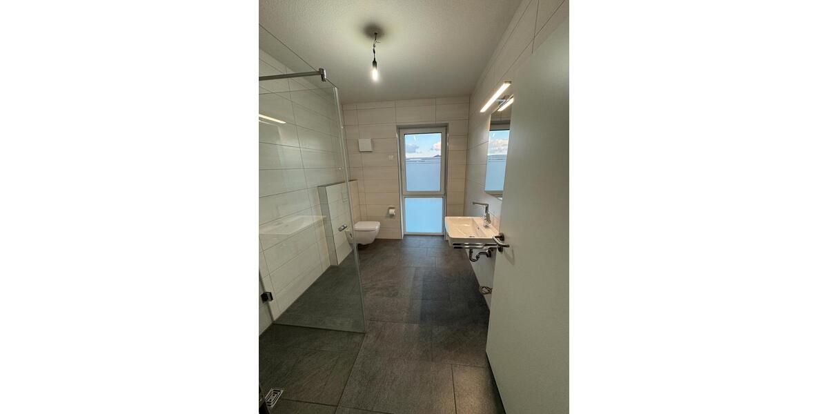 Dachgeschoßwohnung Spelle - 5 Zimmer, 72 m&sup2;, 870&euro; | Angebot:26303394