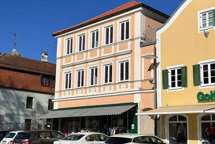 Wunderschöne 3-Zimmer-Wohnung am Stadtplatz