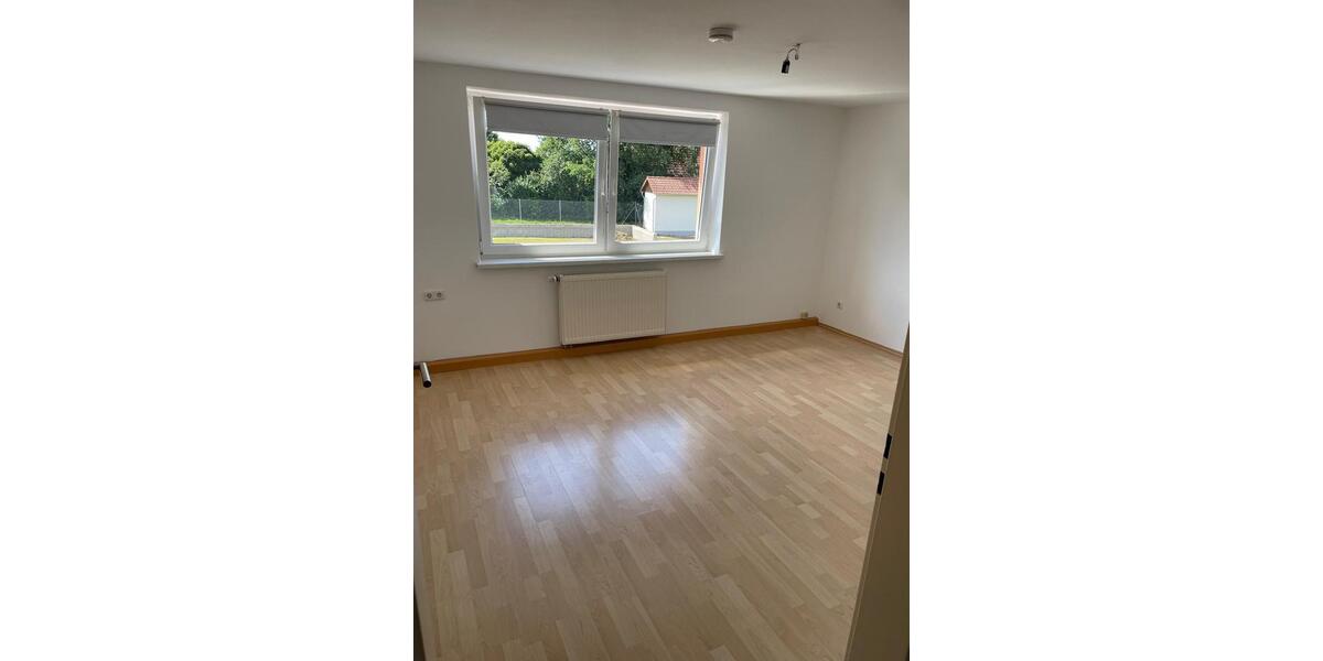 Etagenwohnung Waal - 3 Zimmer, 80 m&sup2;, 980&euro; | Angebot:26557024