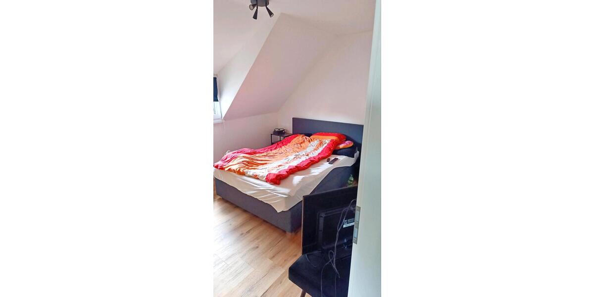 Dachgeschoßwohnung Gückingen - 3 Zimmer, 60 m&sup2;, 700&euro; | Angebot:26094440