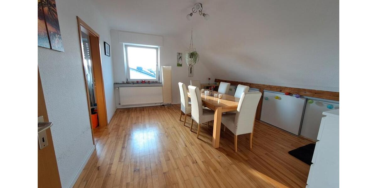 Dachgeschoßwohnung Dillingen (Saar) - 3 Zimmer, 65 m&sup2;, 500&euro; | Angebot:26486076