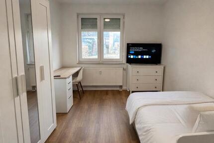 Wohnen auf Zeit Kassel Fasanenhof - 4 Zimmer, 13 m&sup2;, 300&euro; | Angebot:26045412