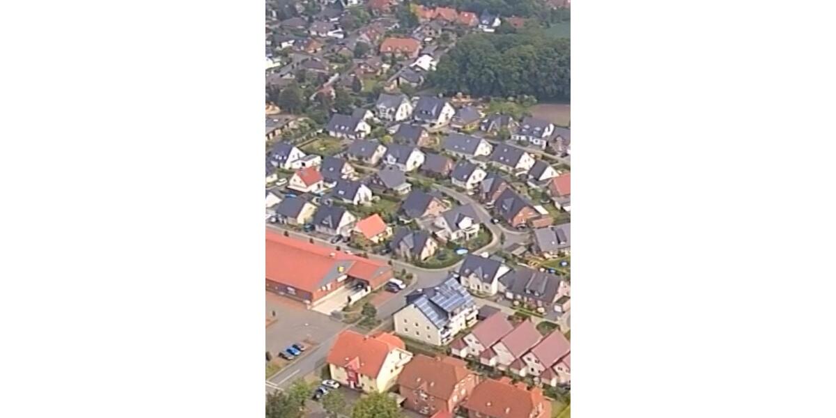 Dachgeschoßwohnung Schloß Holte-Stukenbrock Stukenbrock - 3 Zimmer, 82 m&sup2;, 780&euro; | Angebot:25300122