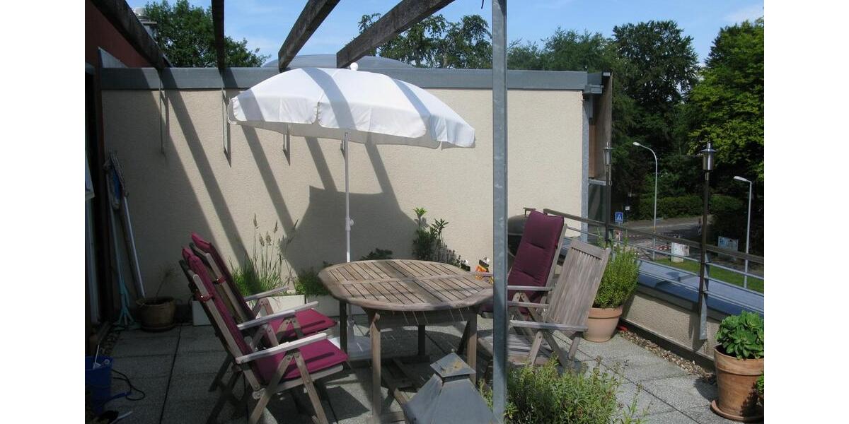 Dachgeschoßwohnung Mörfelden-Walldorf Walldorf - 3 Zimmer, 97 m&sup2;, 1.260&euro; | Angebot:25205127