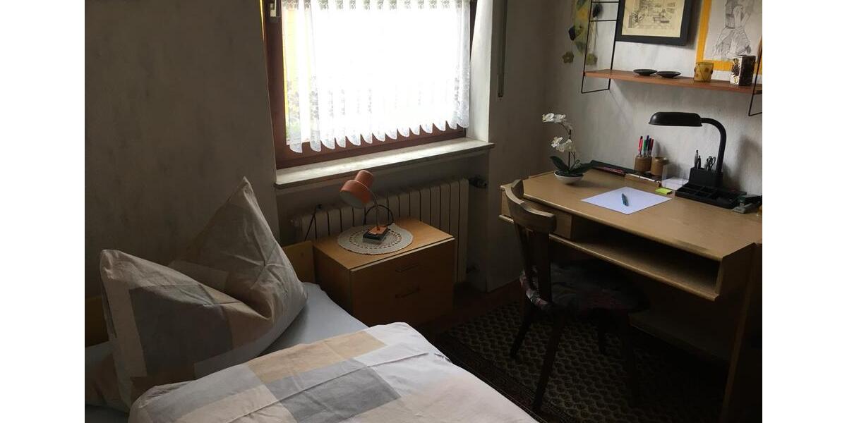 Wohnen auf Zeit Wildeck - 3 Zimmer, 90 m&sup2;, 30&euro; | Angebot:25378322