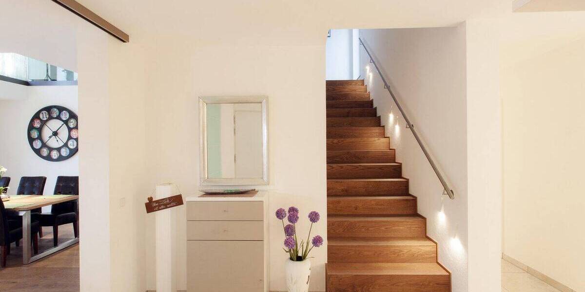 Einfamilienhaus Waghäusel Kirrlach - 5 Zimmer, 238 m&sup2;, 2.750&euro; | Angebot:26784593
