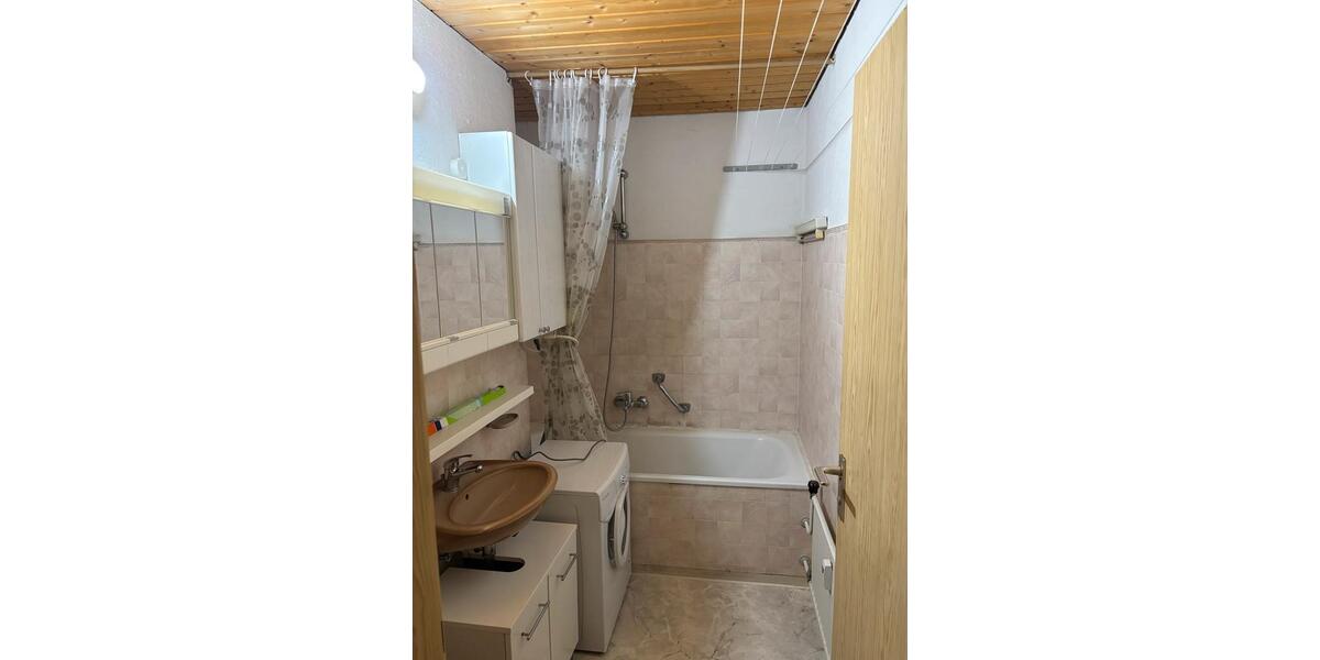 Etagenwohnung Ingolstadt Friedrichshofen-Hollerstauden - 1 Zimmer, 38 m&sup2;, 610&euro; | Angebot:26630191