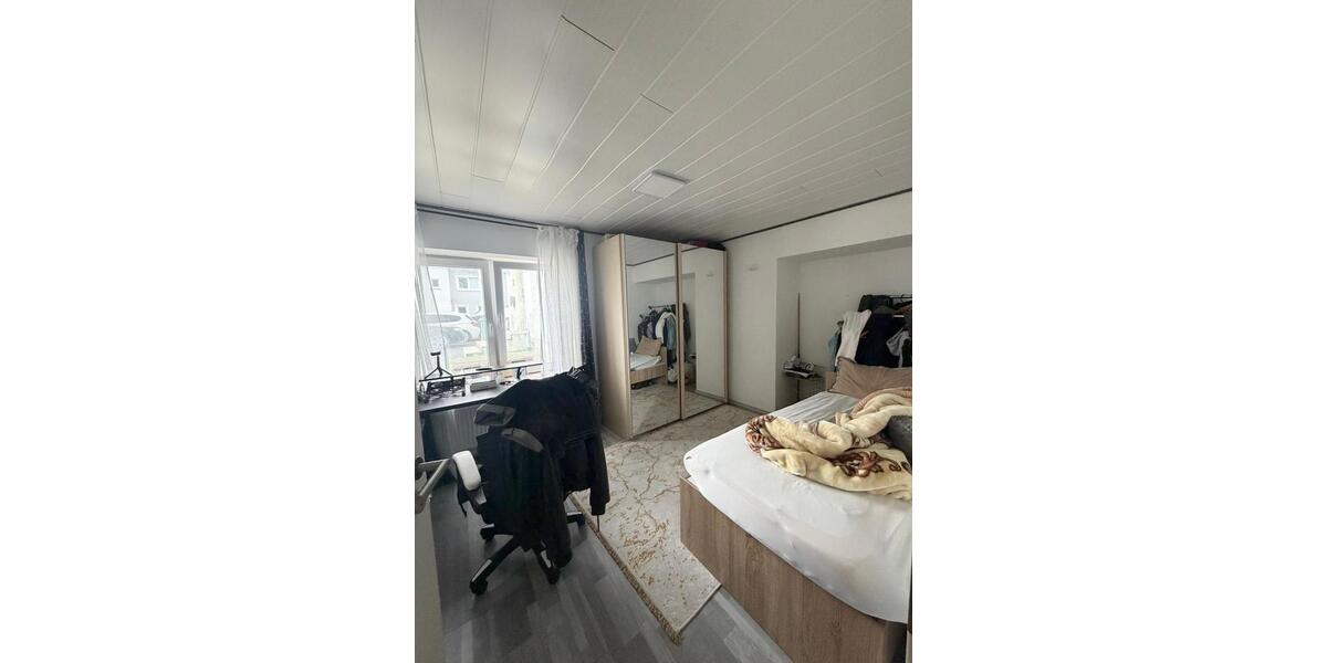 Erdgeschoßwohnung Michelau in Oberfranken - 4 Zimmer, 110 m&sup2;, 780&euro; | Angebot:26461552