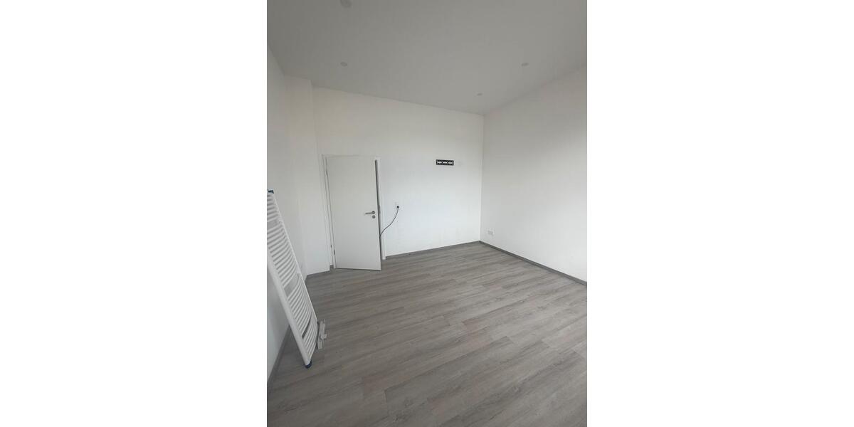 Erdgeschoßwohnung Hameln Kernstadt - 4 Zimmer, 105 m&sup2;, 880&euro; | Angebot:26024706