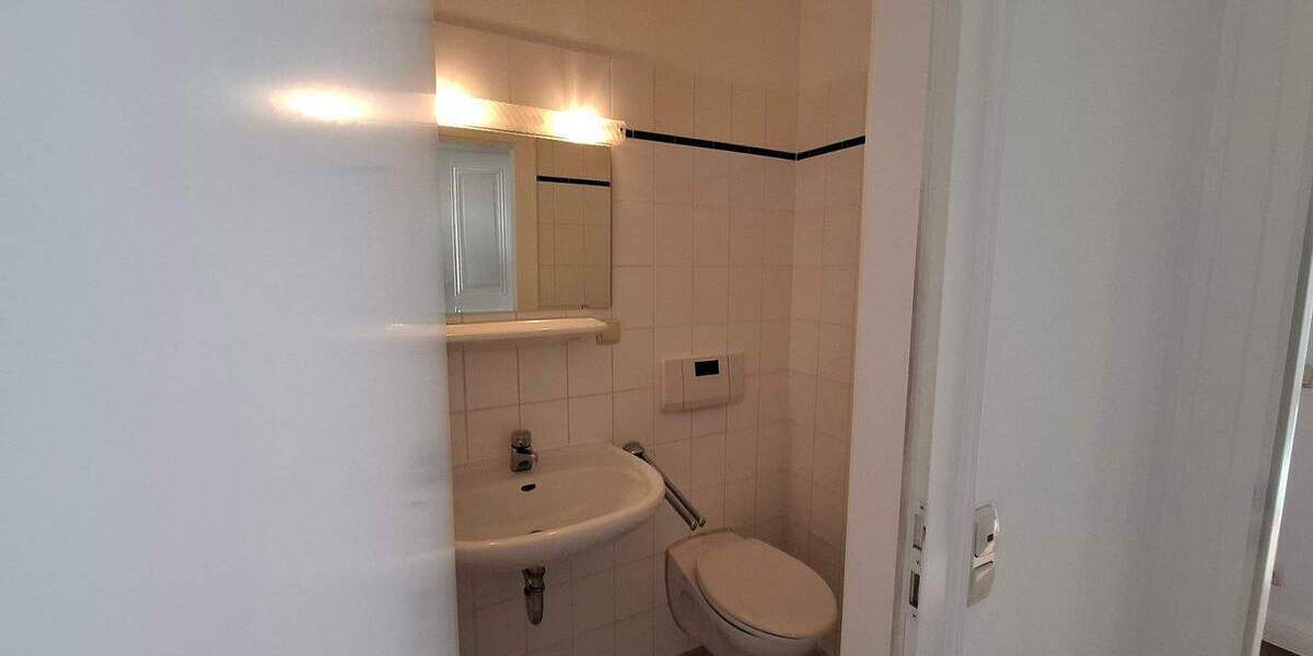 Etagenwohnung Bad Wildungen Bad Wildungen (Kernstadt) - 3 Zimmer, 115 m&sup2;, 950&euro; | Angebot:25770191