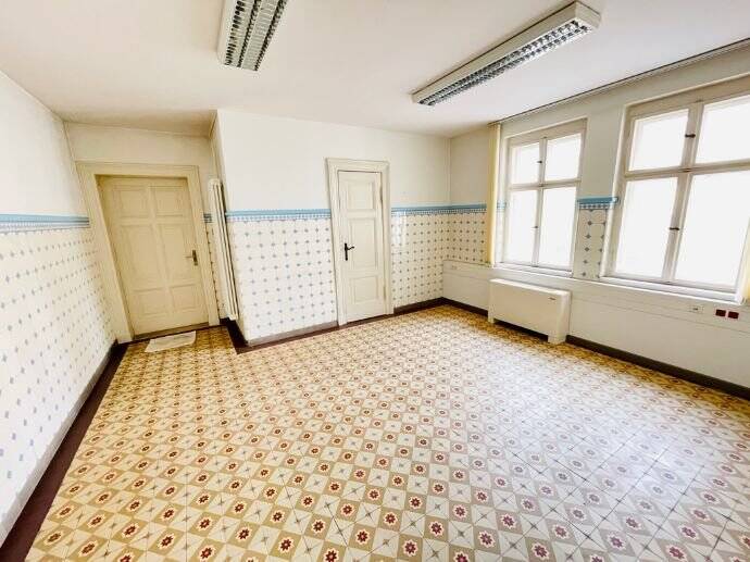 Gewerbeobjekt Guben - 6 Zimmer, 240 m&sup2;, 1.195&euro; | Angebot:25769354