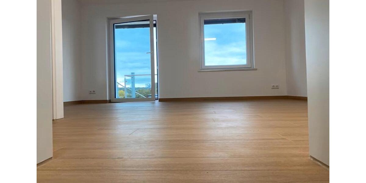 Dachgeschoßwohnung Karlsburg - 4 Zimmer, 94 m&sup2;, 1.000&euro; | Angebot:26638593