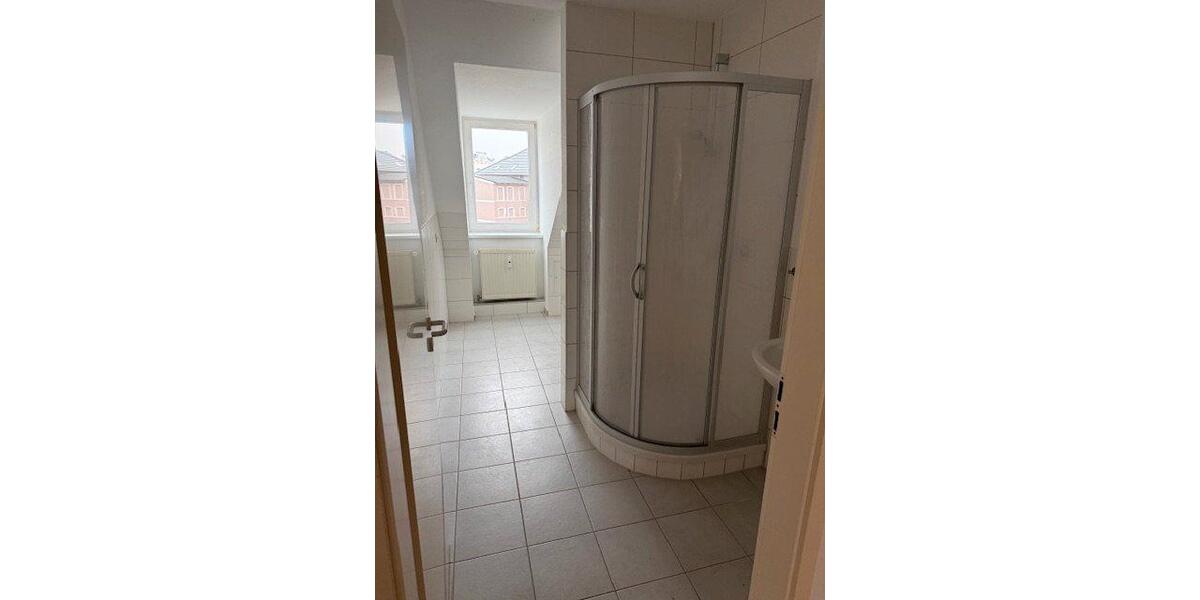 Dachgeschoßwohnung Parchim - 3 Zimmer, 80 m&sup2;, 520&euro; | Angebot:26461663