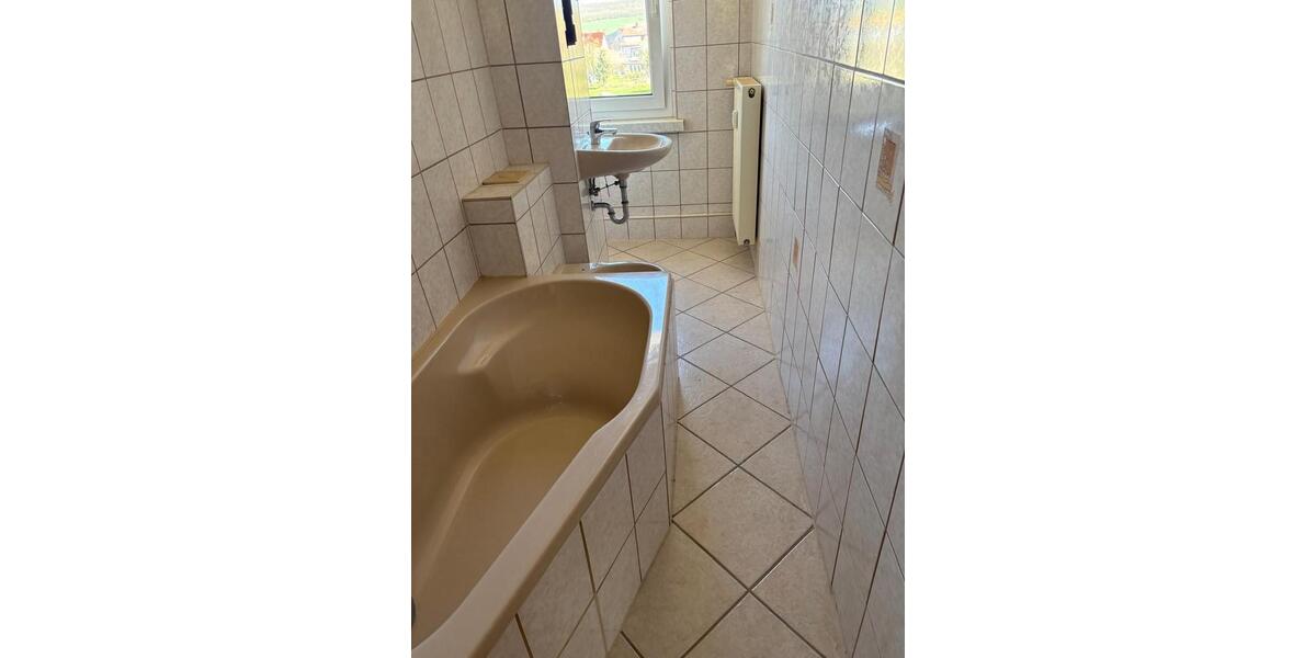 Etagenwohnung Eisleben (Lutherstadt) - 3 Zimmer, 70 m&sup2;, 755&euro; | Angebot:26444516