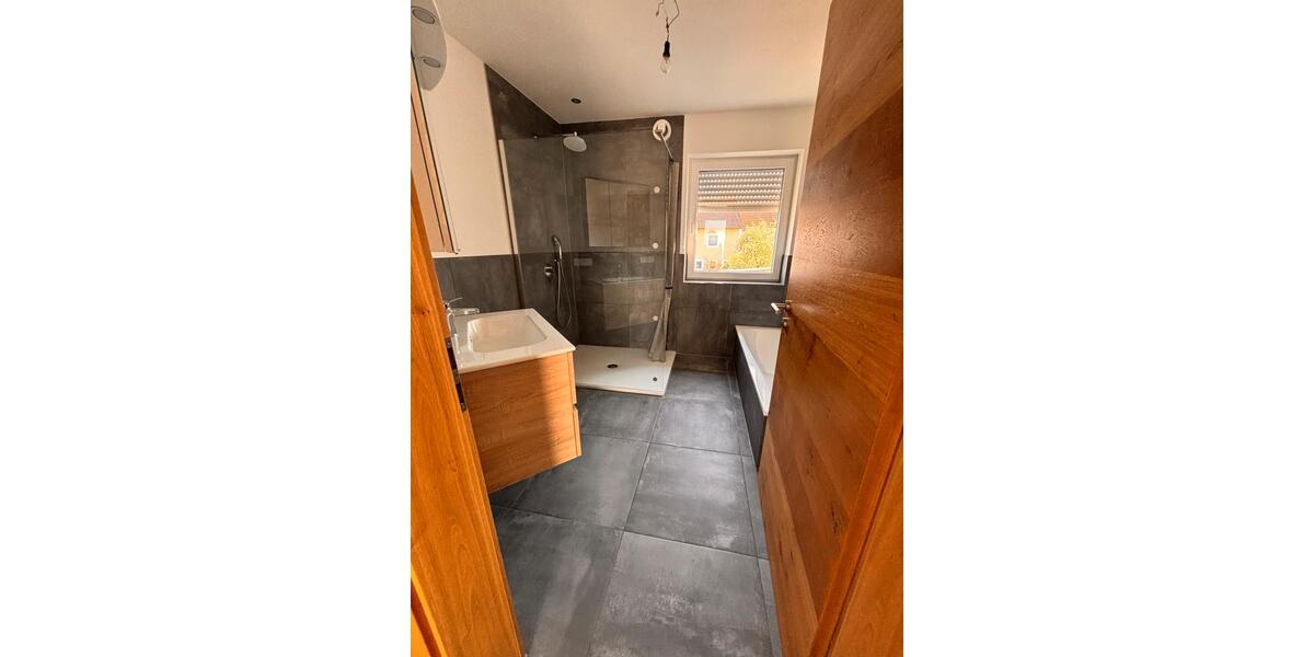 Doppelhaushälfte Aresing - 4 Zimmer, 120 m&sup2;, 1.550&euro; | Angebot:26331653