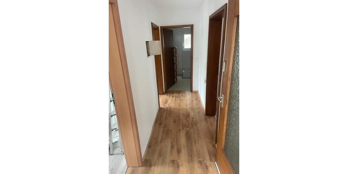 Etagenwohnung Siegen Weidenau - 5 Zimmer, 110 m&sup2;, 286&euro; | Angebot:24751165