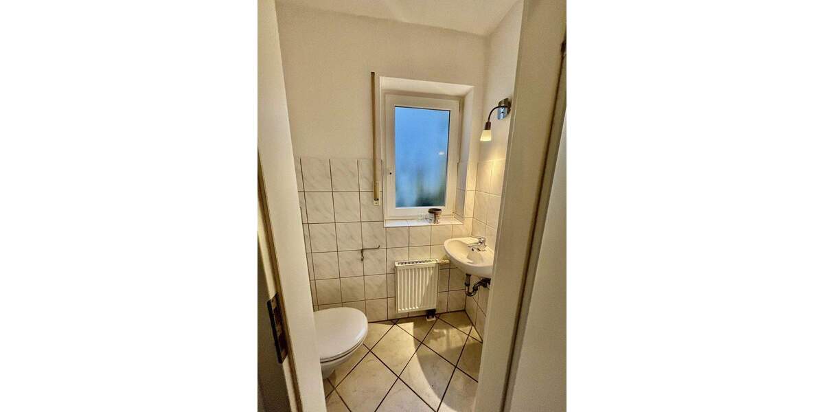 Doppelhaushälfte Niedernhausen Oberseelbach - 5 Zimmer, 146 m&sup2;, 1.500&euro; | Angebot:25143401