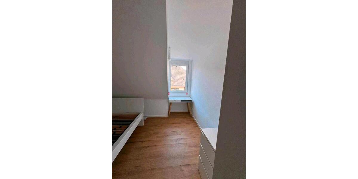 Dachgeschoßwohnung Gerbrunn - 3 Zimmer, 60 m&sup2;, 550&euro; | Angebot:26247659