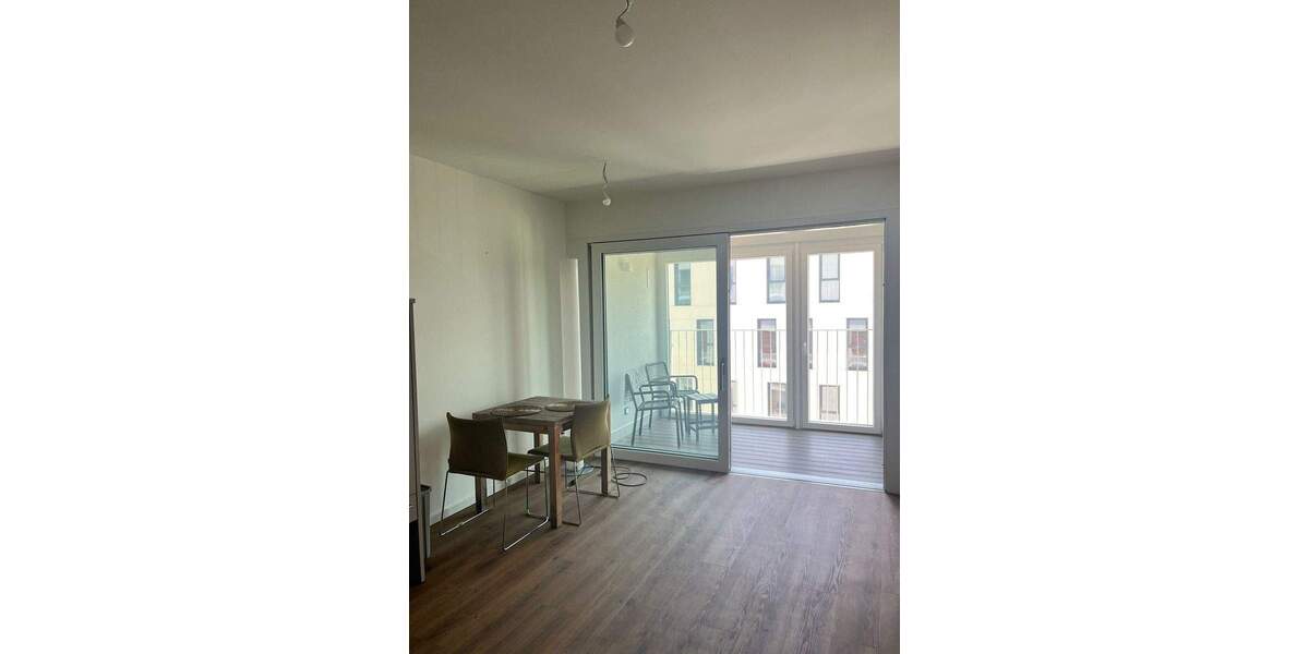 Etagenwohnung Rosenheim Innenstadt - 2 Zimmer, 54 m&sup2;, 950&euro; | Angebot:25672903