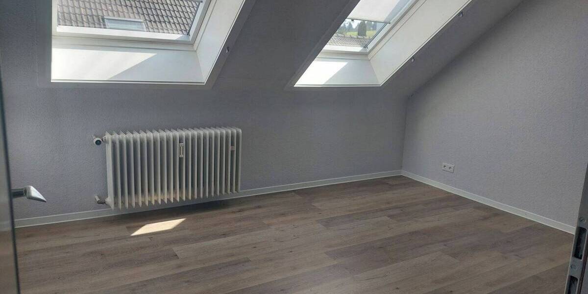 Etagenwohnung Bad Herrenalb Bernbach - 4 Zimmer, 90 m&sup2;, 810&euro; | Angebot:26187947