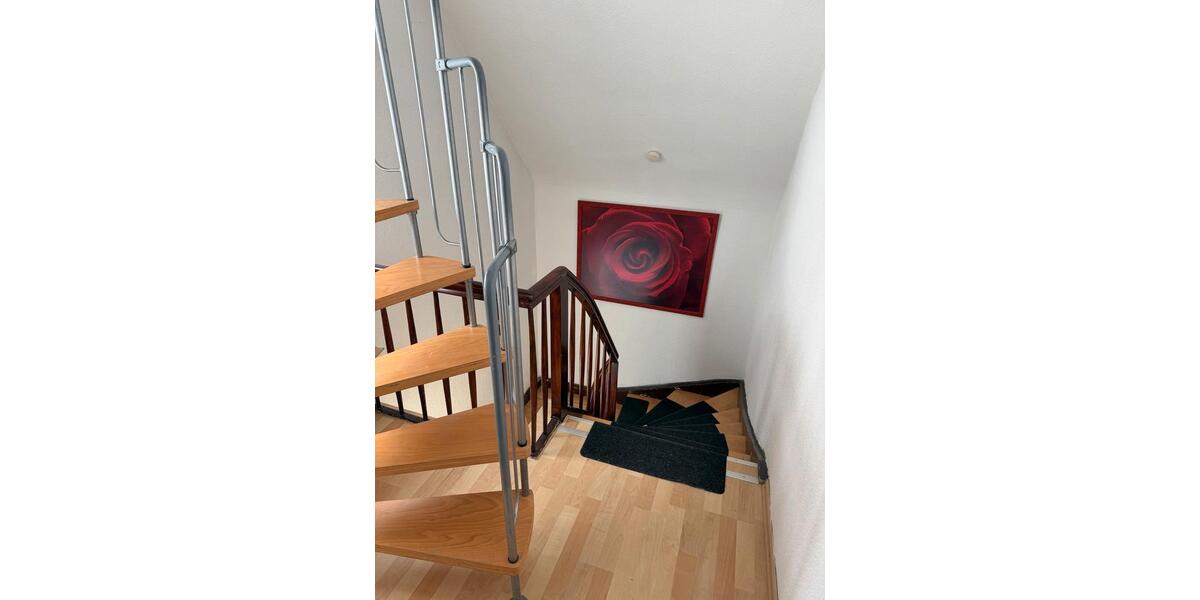 Wohnen auf Zeit Villingen-Schwenningen Schwenningen - 6 Zimmer, 205 m&sup2;, 450&euro; | Angebot:26594591