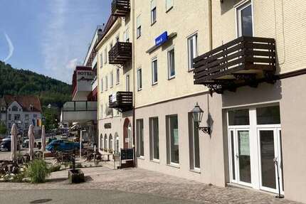 Wohnung zum Mieten in Bad Herrenalb 780 € 91 m² 4 zimmer