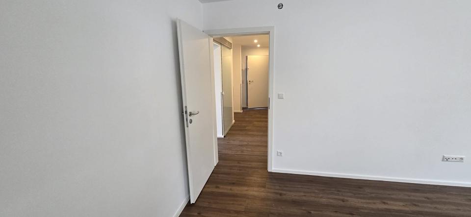 Etagenwohnung Blaustein - 4 Zimmer, 85 m&sup2;, 1.400&euro; | Angebot:24474926