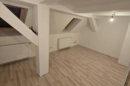 Ab Frühling im stadtzentralen Haus großzügig wohnen 5 zimmer