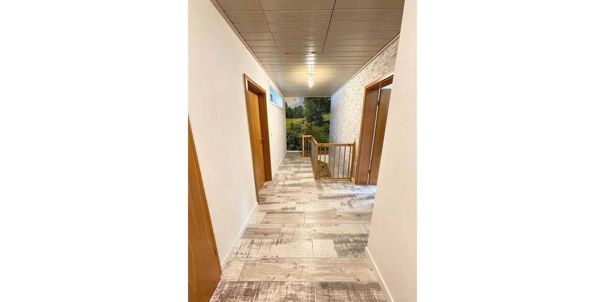 Etagenwohnung Erlangen Frauenaurach - 3 Zimmer, 117 m&sup2;, 1.400&euro; | Angebot:26092188