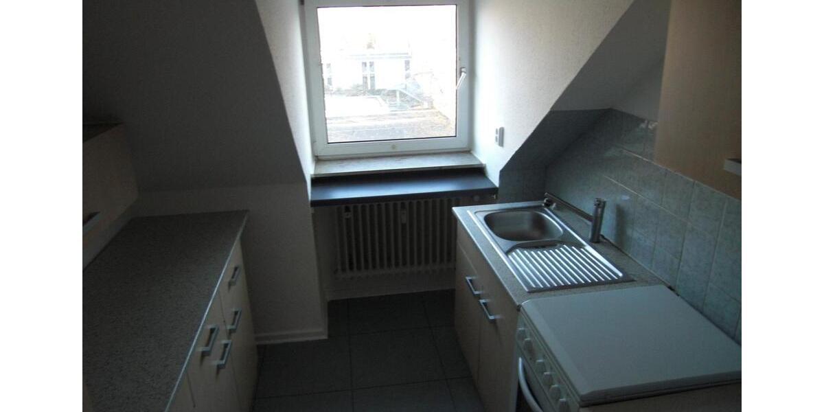 Dachgeschoßwohnung Kassel Fasanenhof - 3 Zimmer, 55 m&sup2;, 460&euro; | Angebot:24565693