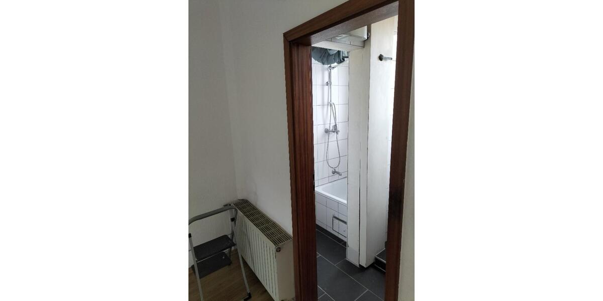 Etagenwohnung Stuttgart Bad Cannstatt - 4 Zimmer, 120 m&sup2;, 1.480&euro; | Angebot:25311118