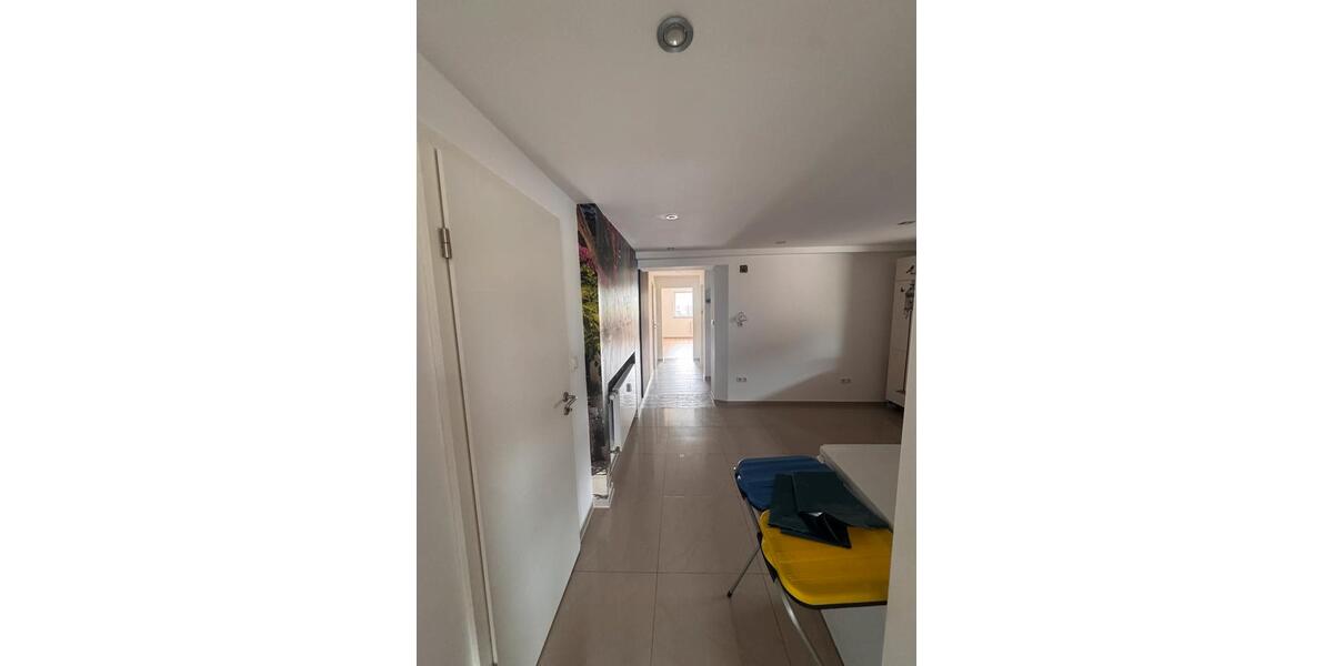 Etagenwohnung Büdingen - 4.5 Zimmer, 104 m&sup2;, 1.400&euro; | Angebot:26102444
