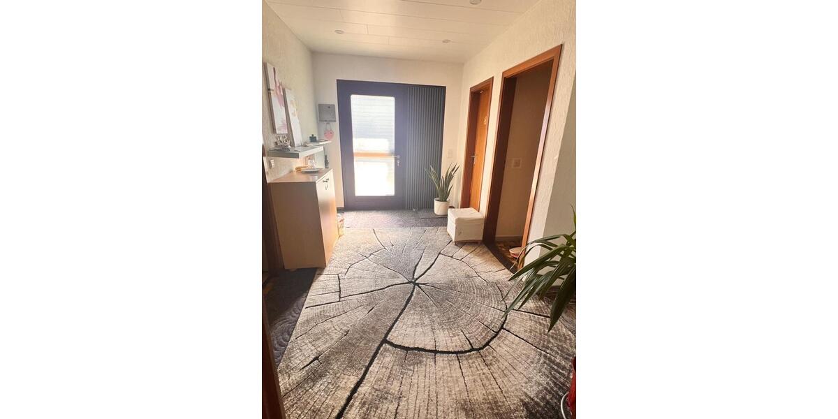 Erdgeschoßwohnung Arnsberg Oeventrop - 4 Zimmer, 115 m&sup2;, 1.700&euro; | Angebot:26432440