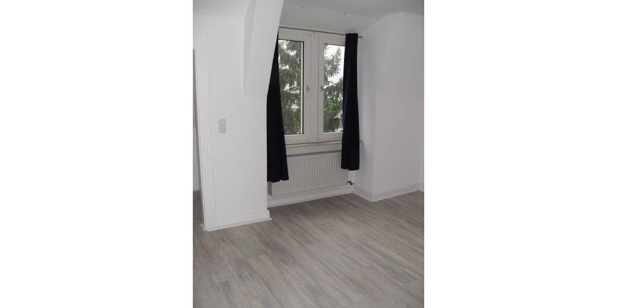 Etagenwohnung Lüdenscheid Grünewald - 3 Zimmer, 90 m&sup2;, 570&euro; | Angebot:26487381