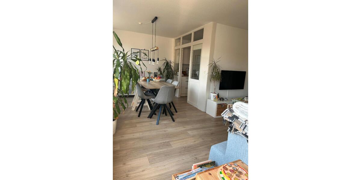 Etagenwohnung Oldenburg Alexandersfeld - 4 Zimmer, 90 m&sup2;, 730&euro; | Angebot:25977922