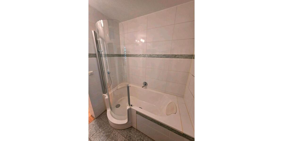 Erdgeschoßwohnung Bayreuth Altstadt - 2 Zimmer, 72 m&sup2;, 840&euro; | Angebot:25941795