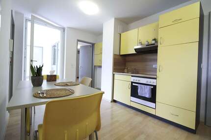 Wohnung München - Schwabing-Freimann Freimann - 4 Zimmer, 75 m&sup2;, 3.080&euro; | Angebot:26877429