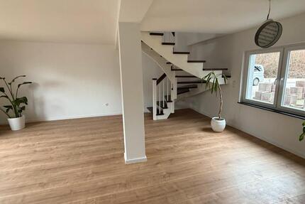 Wohnung Dörentrup - 2 Zimmer, 95 m&sup2;, 650&euro; | Angebot:24535522